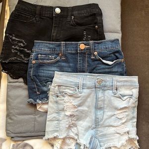 Set of 3 Mudd shorts